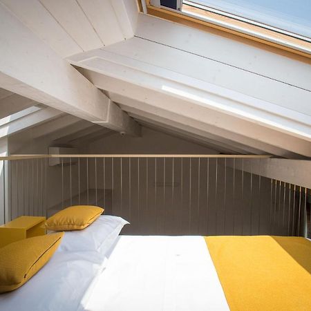 Hotel Ponti Angera Eksteriør bilde