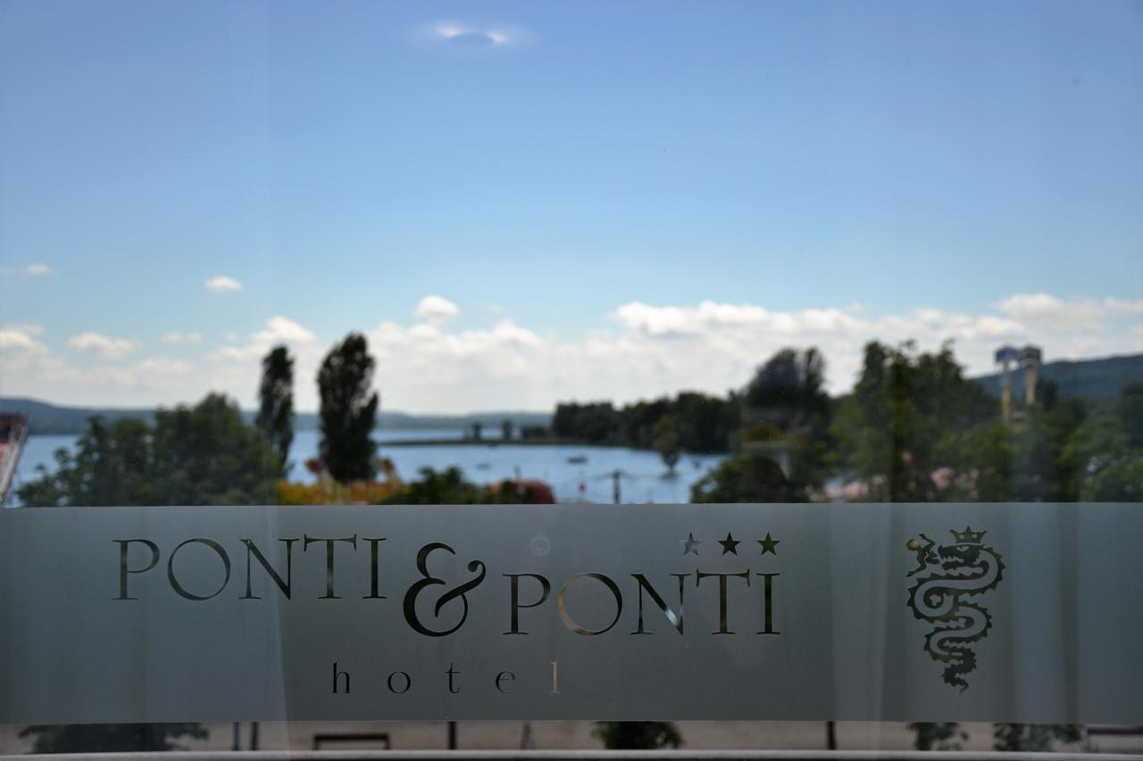 Hotel Ponti Angera Eksteriør bilde