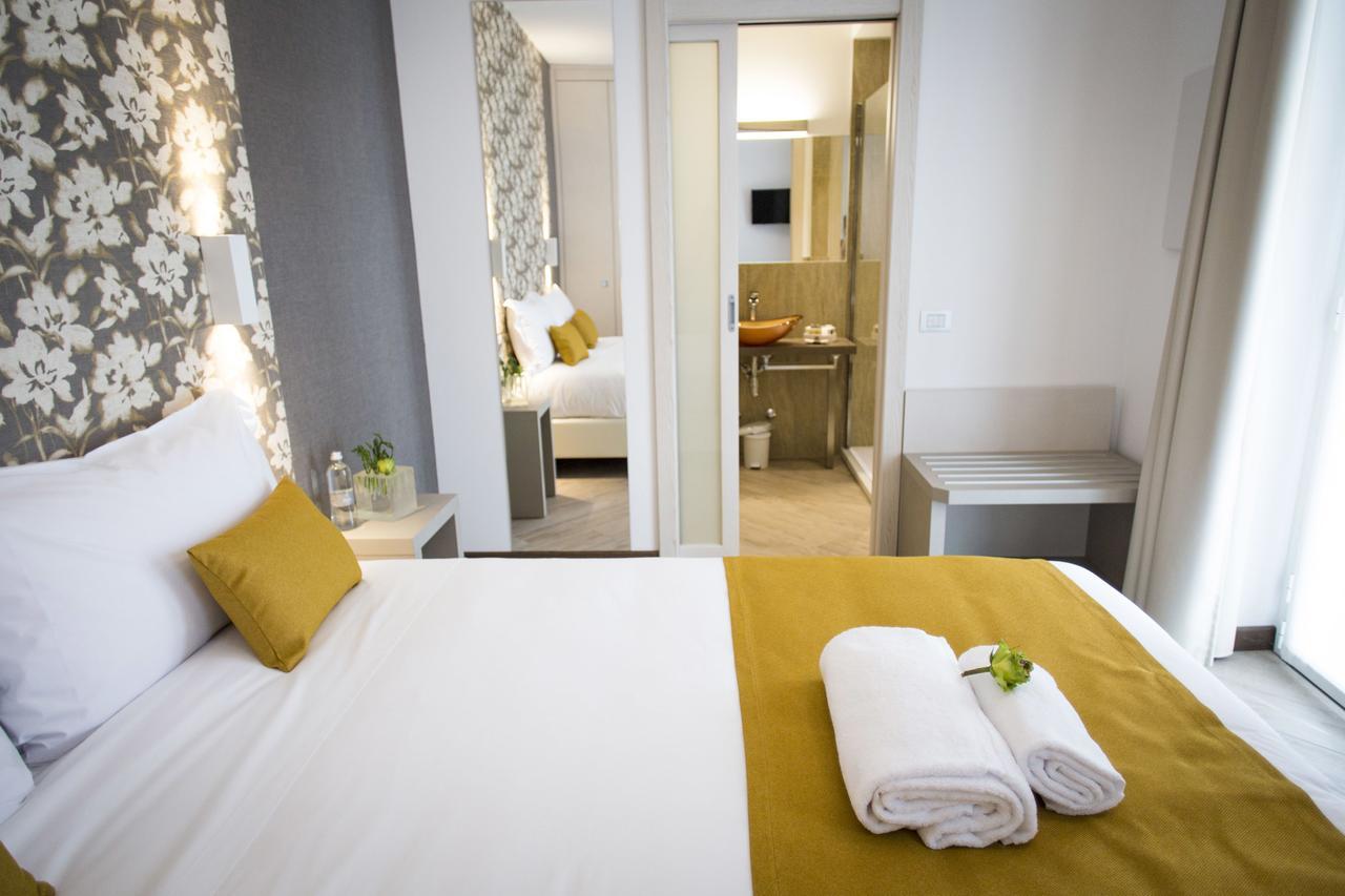 Hotel Ponti Angera Eksteriør bilde